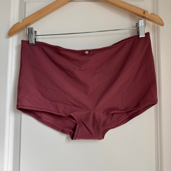 Skims Fits Everybody Picot Cami & Short Set in Beet, size large - Picture 5 of 7